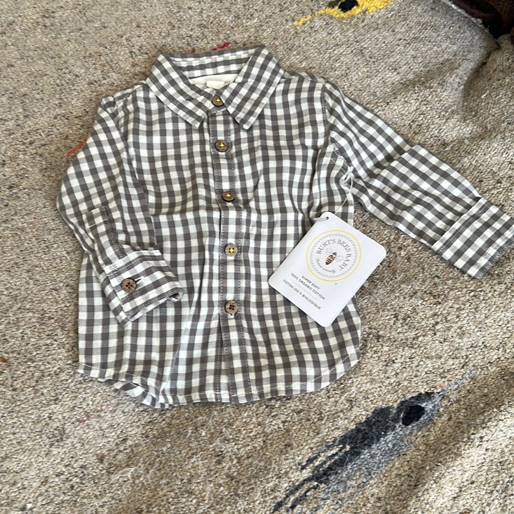 Bert’s bees 
Gingham Button Down Top 3-6M